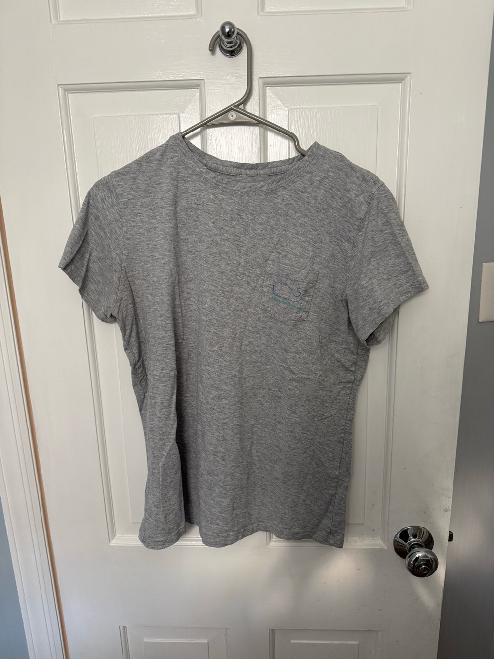 Vineyard vines medium Short Sleeve Pocket Tee